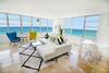 Apartamentos Seacoast Suites