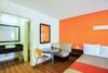 Hotel Motel 6 Blue Springs