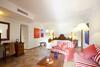 Hotel Cala Sant Vicen�