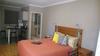 Hostal Ladybrand Guest House
